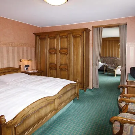 Hirschberg Гостевой дом